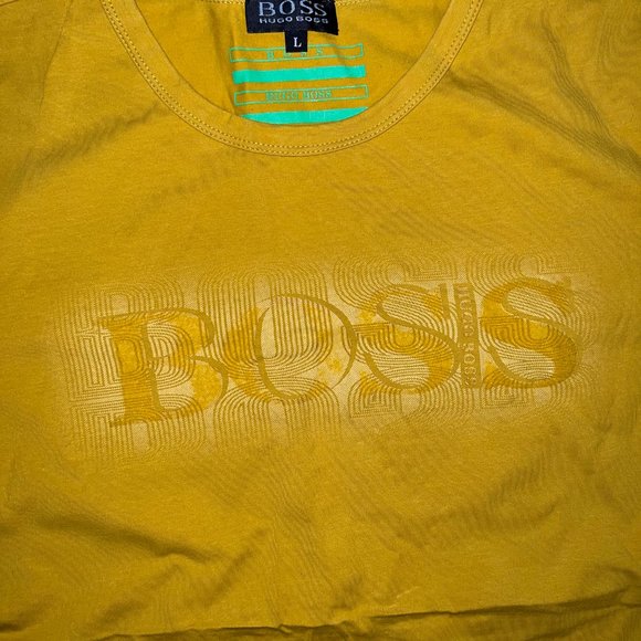 Hugo Boss Graphic T-shirt i Embossed Print - Picture 3 of 4